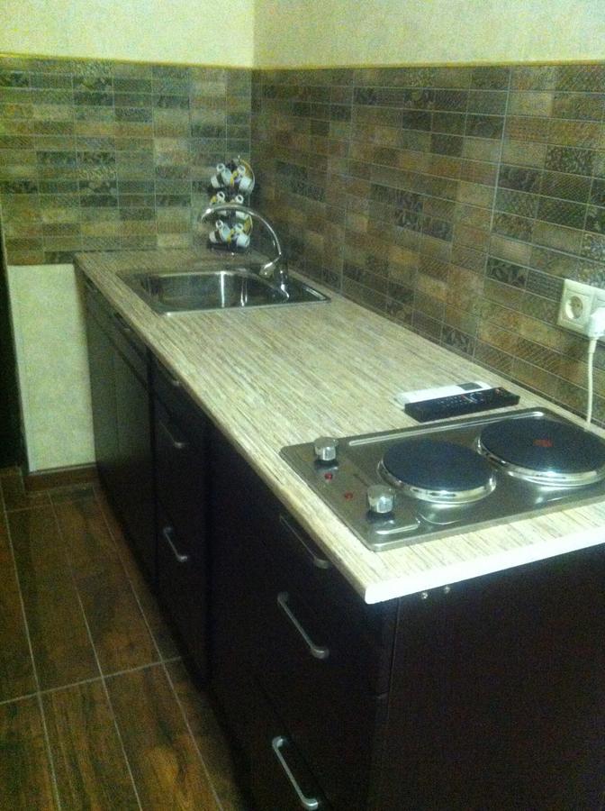 Vacation Home On Krasnomayakskaya 36 Сухуми Екстериор снимка